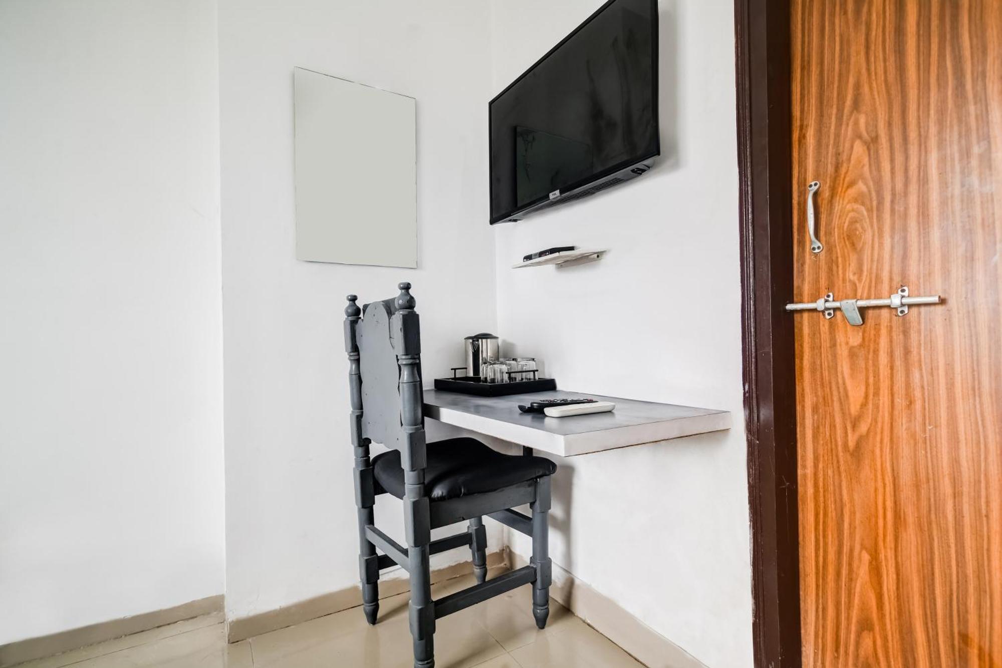 Super Hotel O Indraprasth Indore Exterior photo